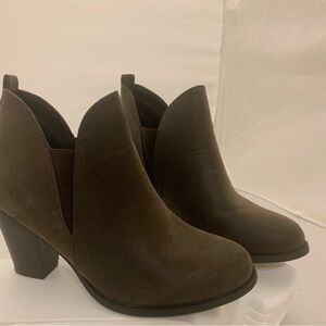 Pierre Dumas Kenzie Brown Faux Suede Ankle Booties